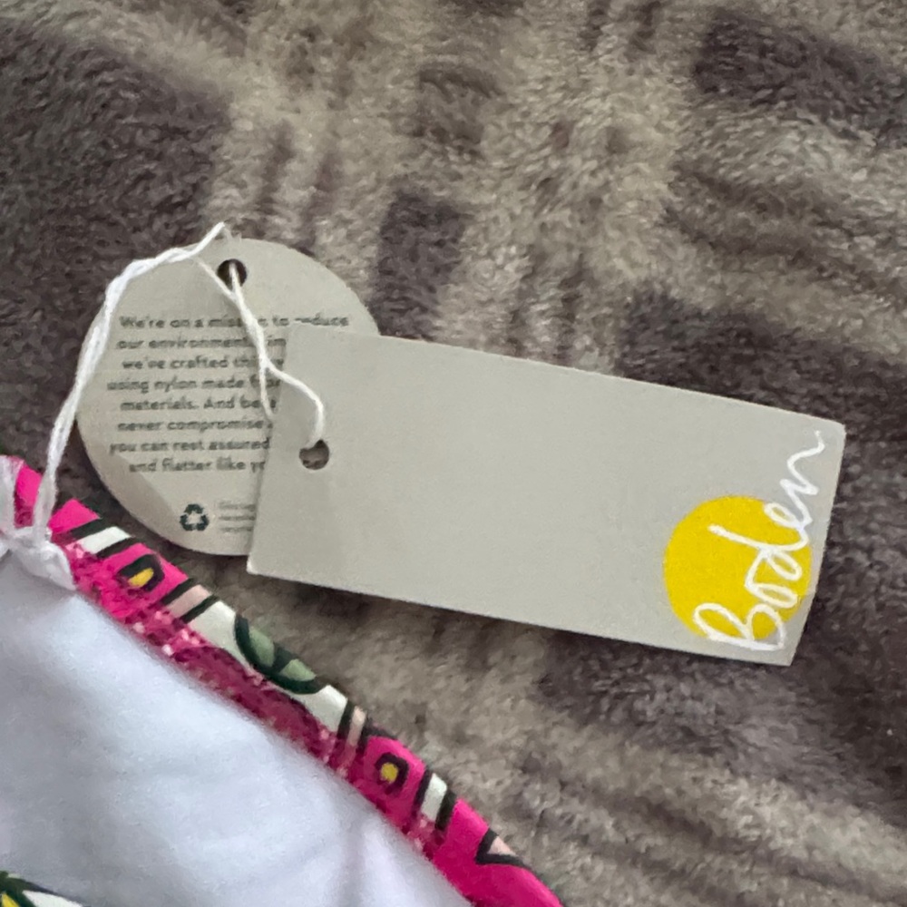Vibrant Boden  Paisley Bikini Top and Bottom New with tags - Picture 11 of 14